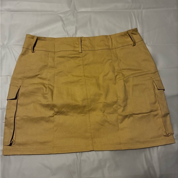 NEW Cargo Mini Skirt Khaki Size L Utilitycore Gorpcore Cosplay Streetwear - Picture 2 of 6
